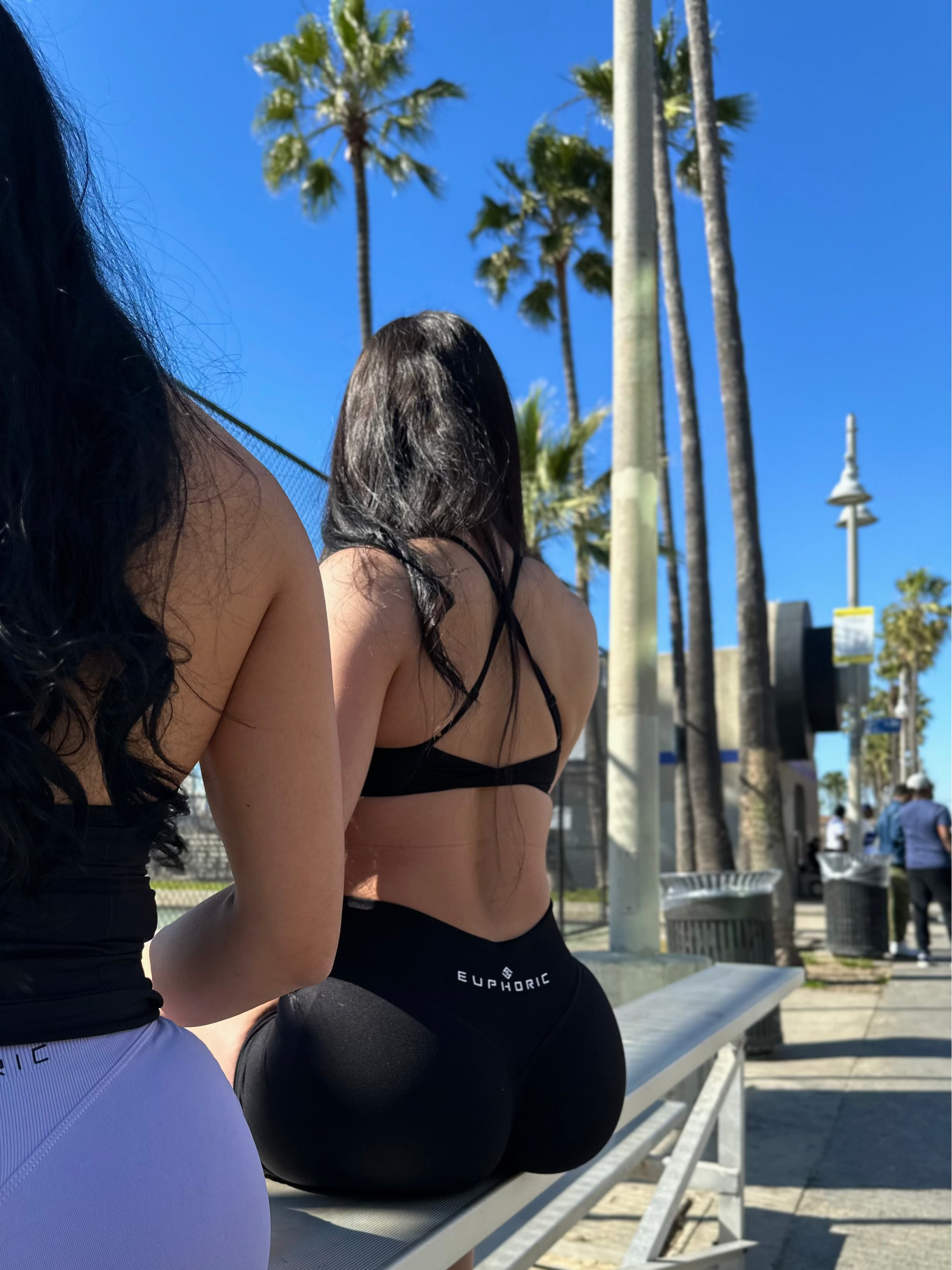 EUPHORIC PERFORMANCE SHORTS (Women)